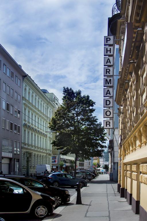 Pension Pharmador Відень Екстер'єр фото
